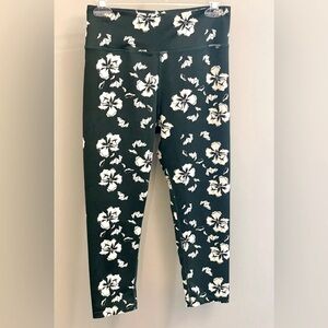 Sam Edelman Women’s Large Floral Capri Workout Leggings Green White Stretch